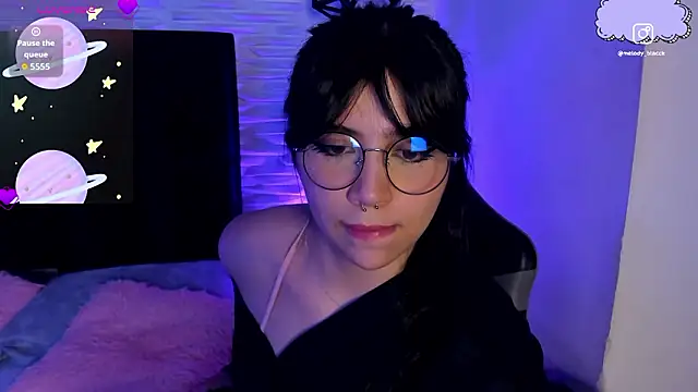 Show modela Melody_Black_ na web-kameri