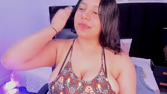 צ'אט XXX בשידור חי של dullce77