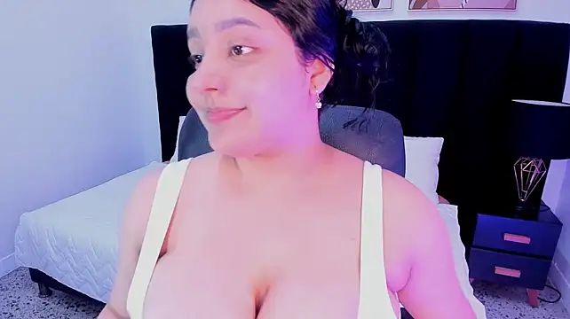 dullce77 Live XXX-chat