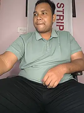 Pokazy przed kamerką – Naughty_Rohan_