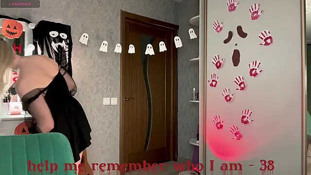 Diora_vibe Adlı Modelin Canlı XXX Sohbeti