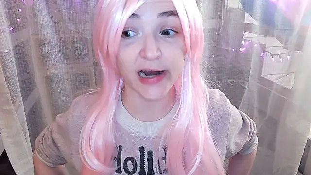 ThirstyKawaii Webcam Show