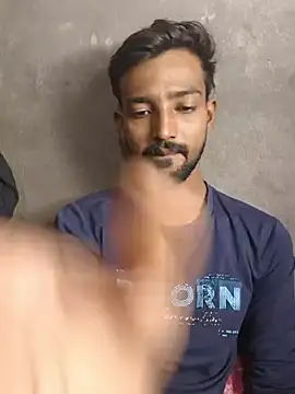 Pokazy przed kamerką – India_HOT23