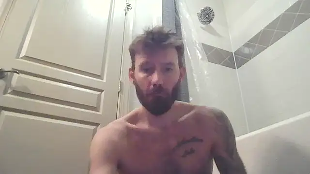 Show Webcam de whowantsacreampie
