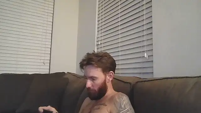 whowantsacreampie Show in webcam