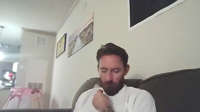Živý XXX chat whowantsacreampie