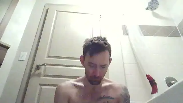 whowantsacreampie Show in webcam