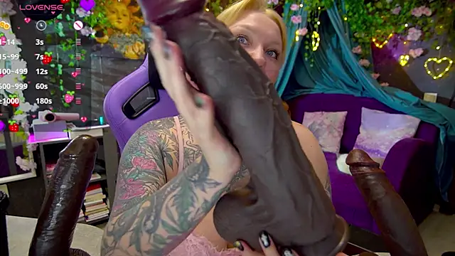 BlackedBarbie Webcamshow