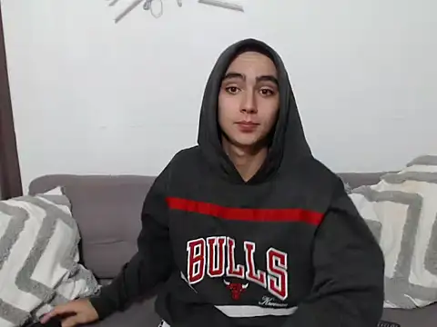 Canelo_444 Show in webcam