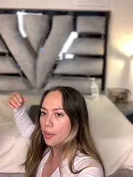 valery_and_Dani_ live-chat rom