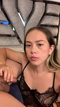 valery_and_Dani_ webcam show