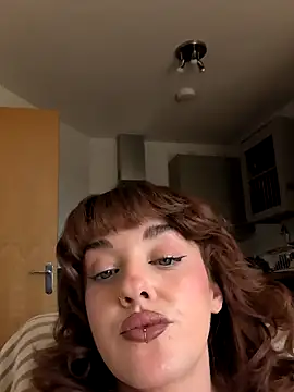 Petite_Juicy_Olive – webcam-show