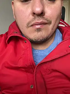 Pokazy przed kamerką – Gusta_bi