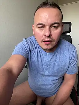 Gusta_bi Webcam Show