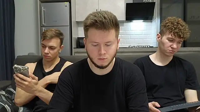 Вебкам-шоу boys_sobolisha
