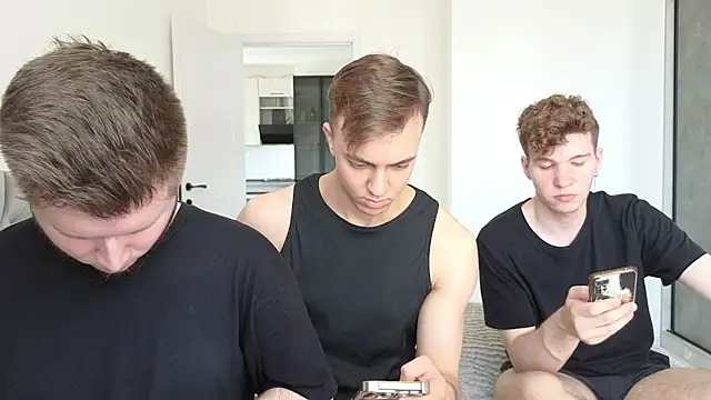 Вебкам-шоу boys_sobolisha