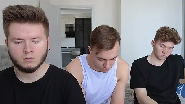 הופעת וובקאם של boys_sobolisha