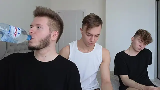 Webkamerová show boys_sobolisha