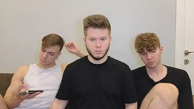 boys_sobolishan Webbikameraesitys