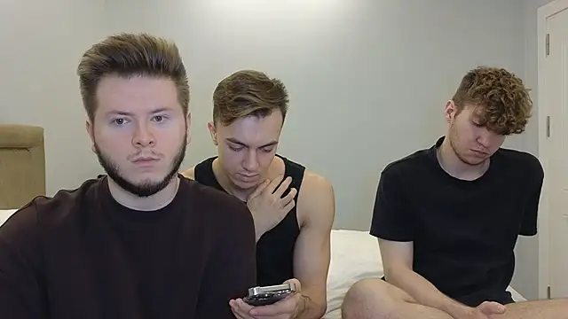 Вебкам-шоу boys_sobolisha