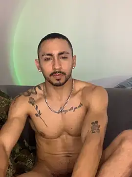 Show Webcam de NicolasChest_xxx