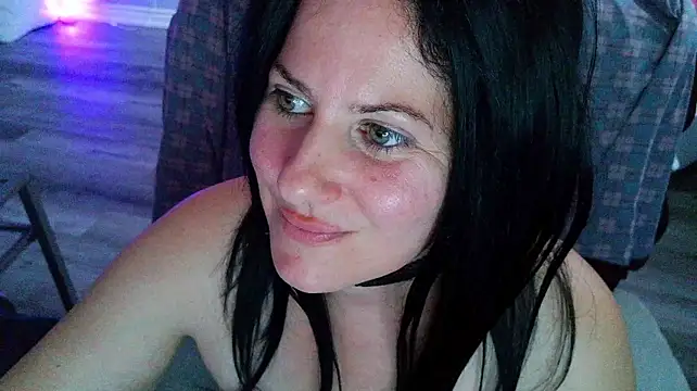 Czat XXX na żywo – BellaStar84
