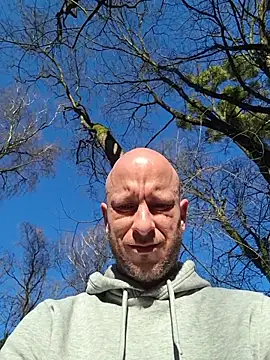 Pokazy przed kamerką – HornyTeacher1987