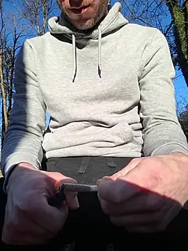 HornyTeacher1987: διαδικτυακό σόου στην κάμερα