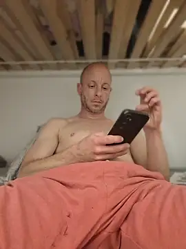 CroatianStylePussyLover Webcam show