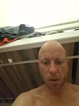Chat XXX en directo de CroatianStylePussyLover