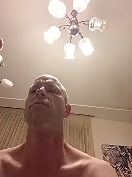CroatianStylePussyLover Шоу с уебкамера