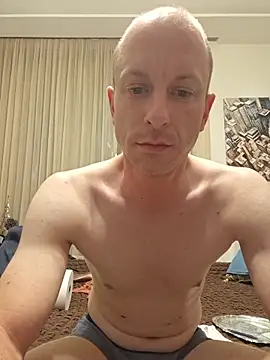 Chat XXX en directo de CroatianStylePussyLover