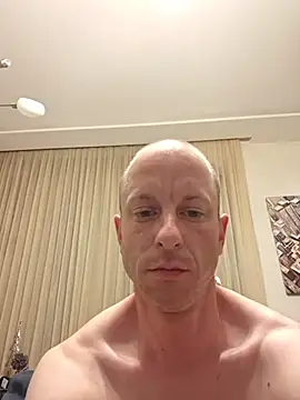 Show webcam de CroatianStylePussyLover