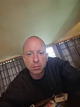Webkamerová show CroatianStylePussyLover