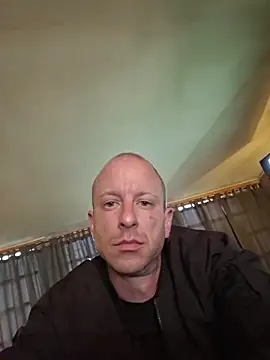 Show Webcam de CroatianStylePussyLover