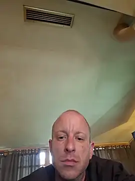 CroatianStylePussyLoverのウェブカメラショー