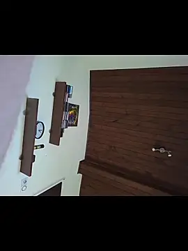 CroatianStylePussyLover webcam show