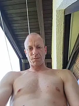 CroatianStylePussyLover Webcam show