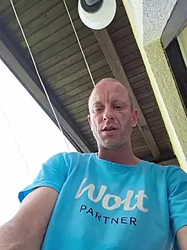 Pokazy przed kamerką – CroatianStylePussyLover
