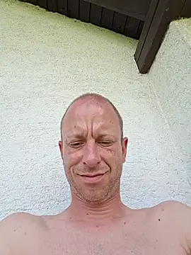 Show modela CroatianStylePussyLover na web-kameri