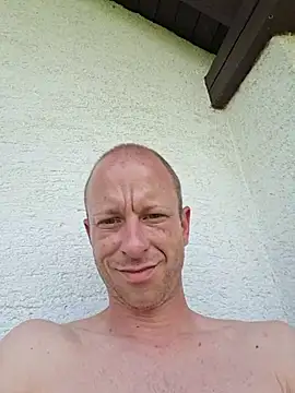 Webkamerová show CroatianStylePussyLover