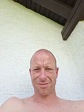 CroatianStylePussyLover Webcamshow