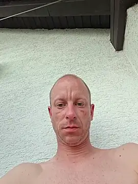 CroatianStylePussyLover Webcam-Show