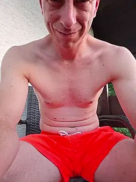 CroatianStylePussyLover Show in webcam