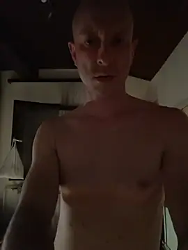 CroatianStylePussyLover Webcam-Show