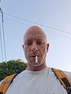 הופעת וובקאם של CroatianStylePussyLover