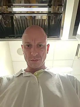Webkamerová show CroatianStylePussyLover