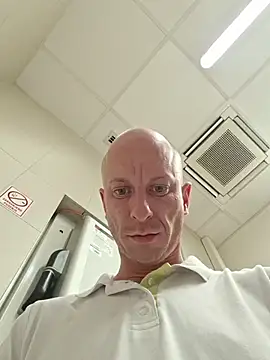 عرض كام CroatianStylePussyLover