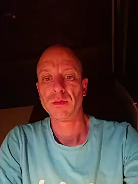 Show modela SvenPfeifer1987 na web-kameri