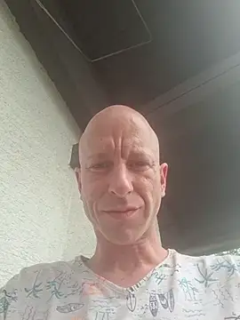 Show modela SvenPfeifer1987 na web-kameri